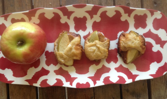 Caramel Apple Pie Bites