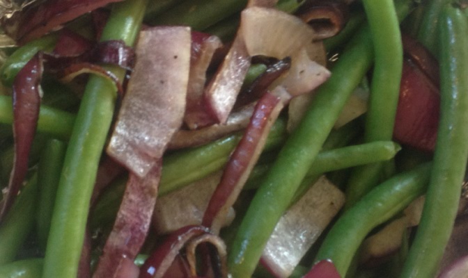 Green Beans and Red Onion